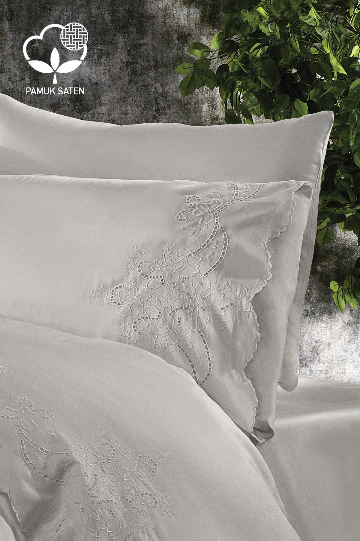 Dynasty Embroidered Double 7-Piece Duvet Cover + Blanket Set
