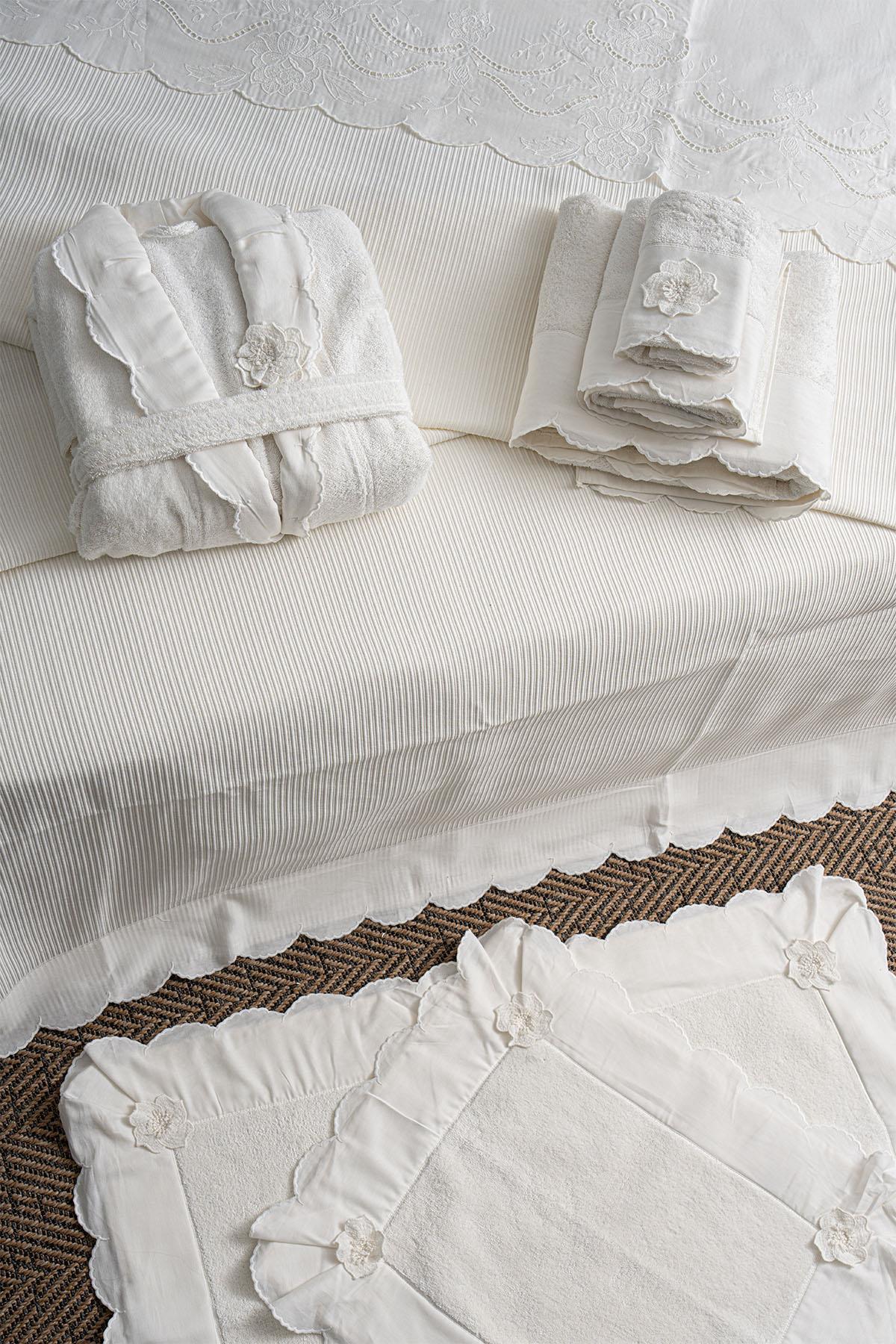 Hanzade Floral Embroidered King Size 7-Piece Duvet Cover + Quilt Set