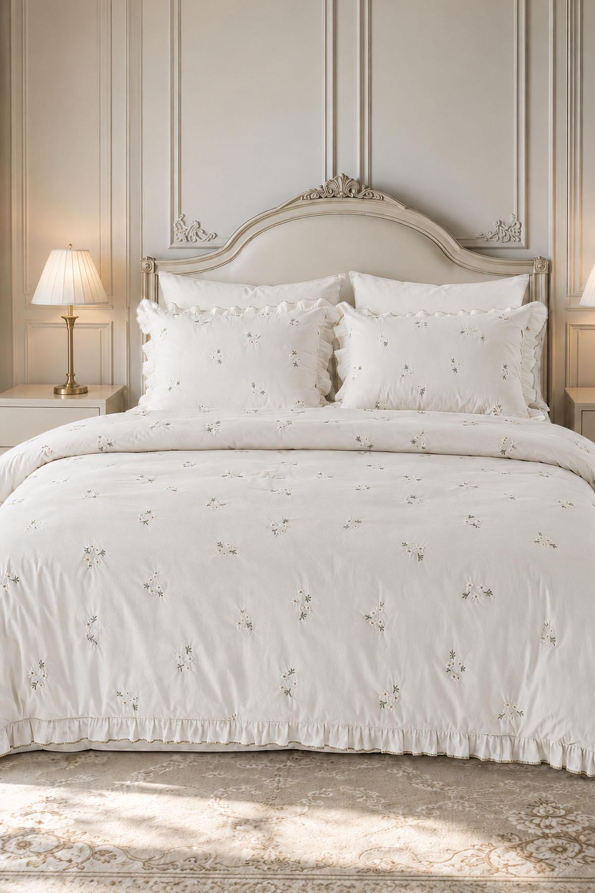 Nadia Daisy Embroidered Cotton Satin Single 4-Piece Duvet Cover Set