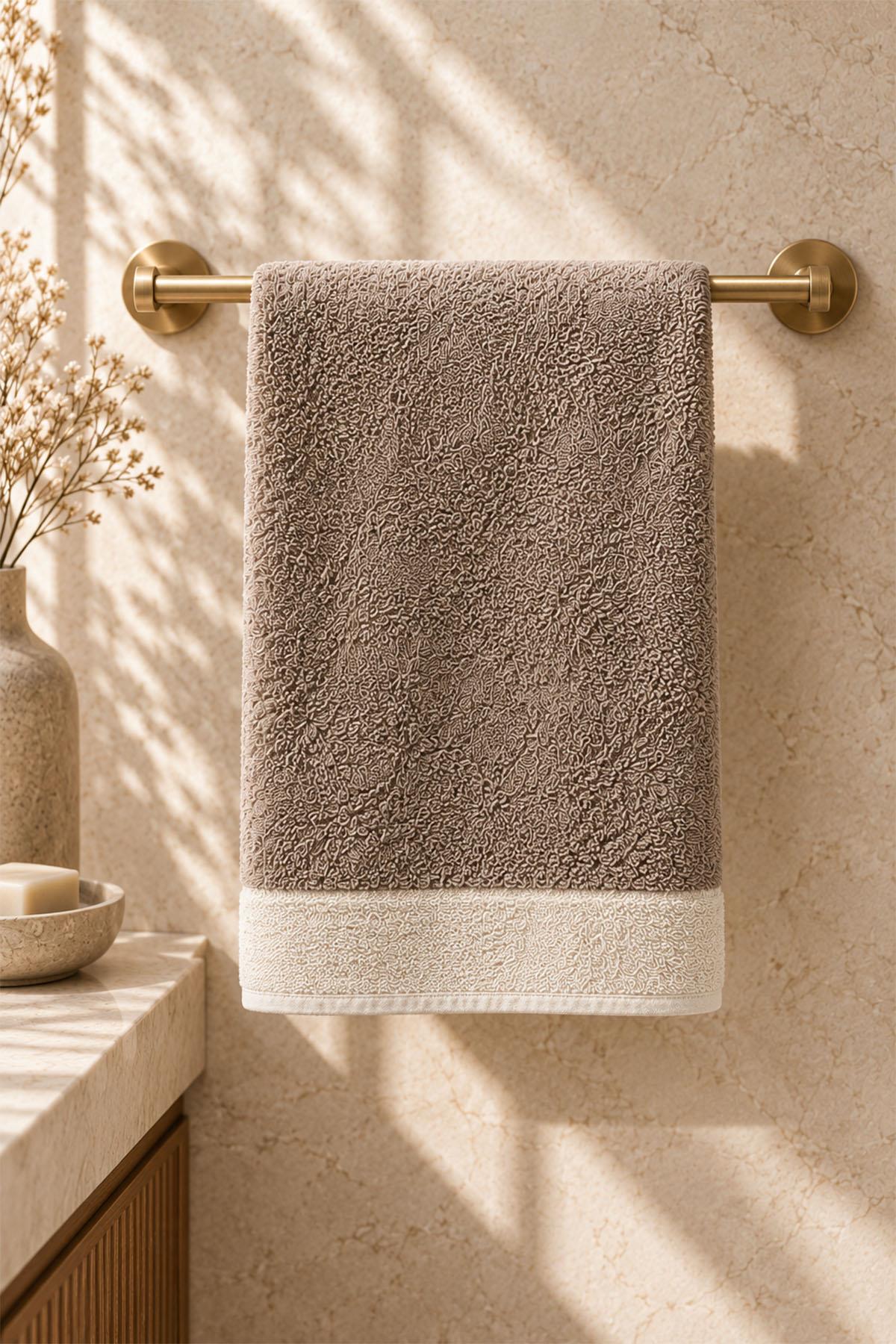 Pofina Low Twist Fluffy Hand Towel (30 x 50 cm)