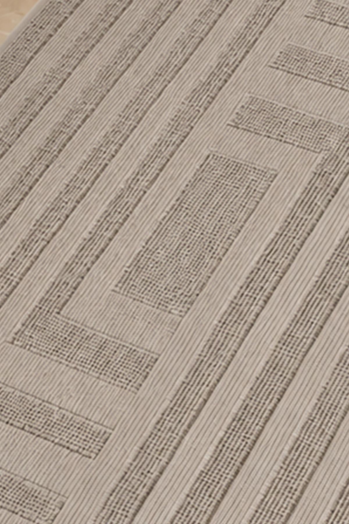 Velora Striped Foot Towel (50 x 80 cm)