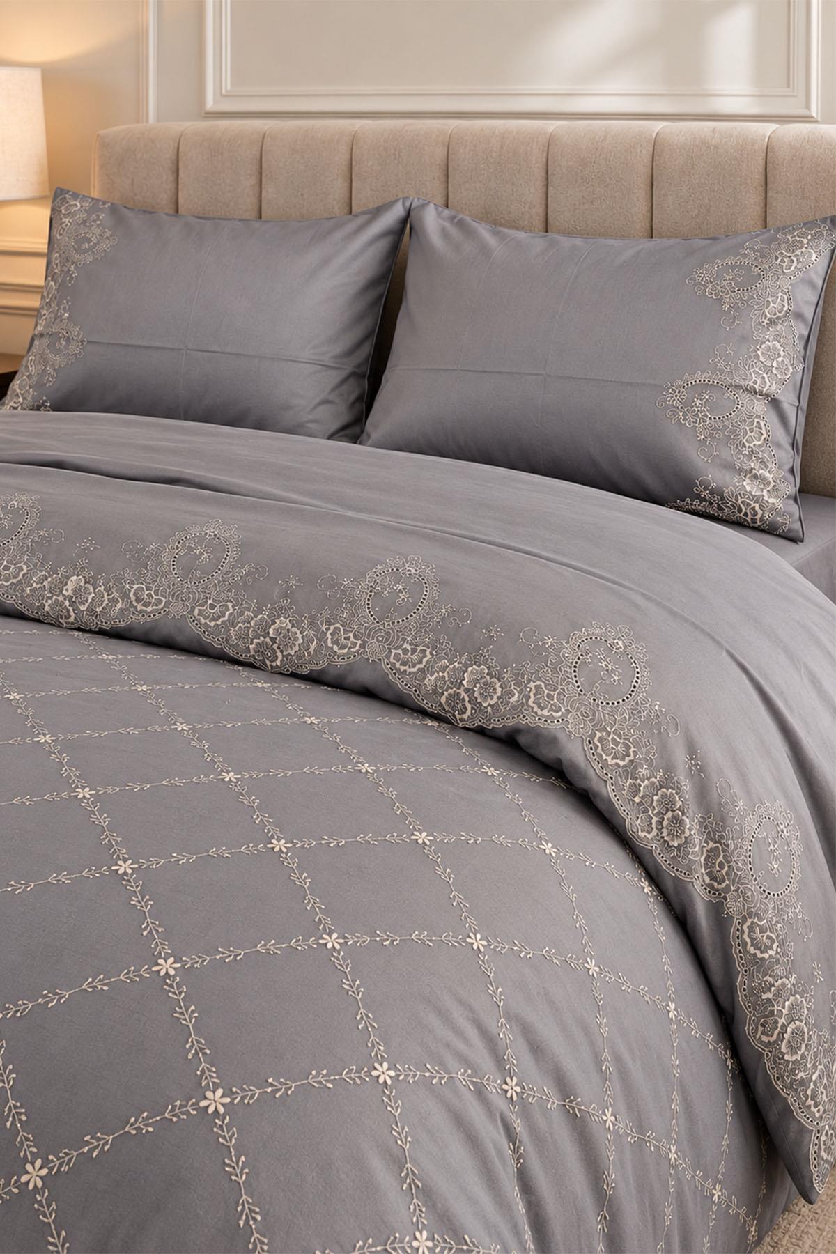 Amelia Embroidered Cotton Satin Double Bed 3-Piece Duvet Set