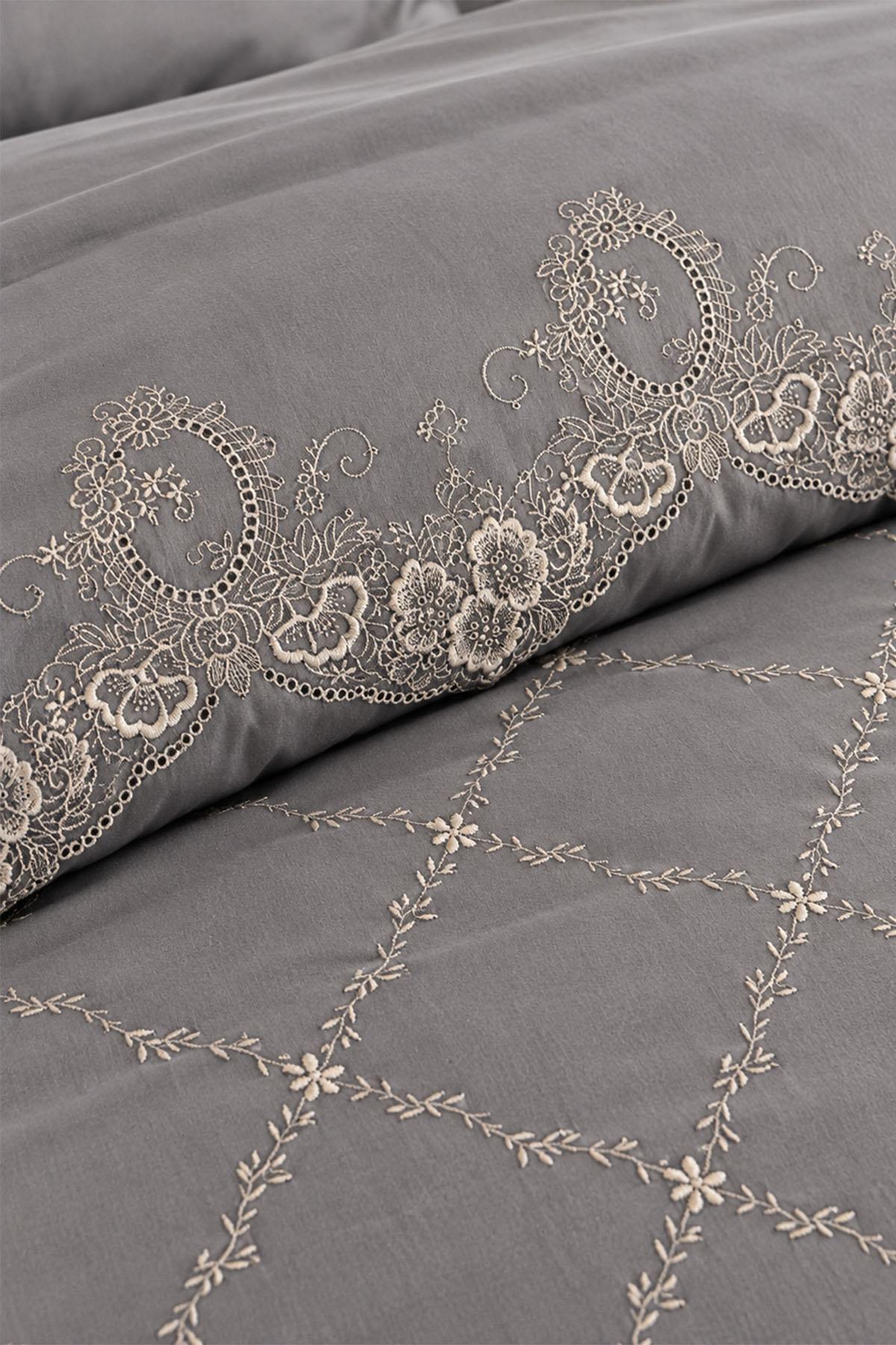Amelia Embroidered Cotton Satin Double Bed 3-Piece Duvet Set