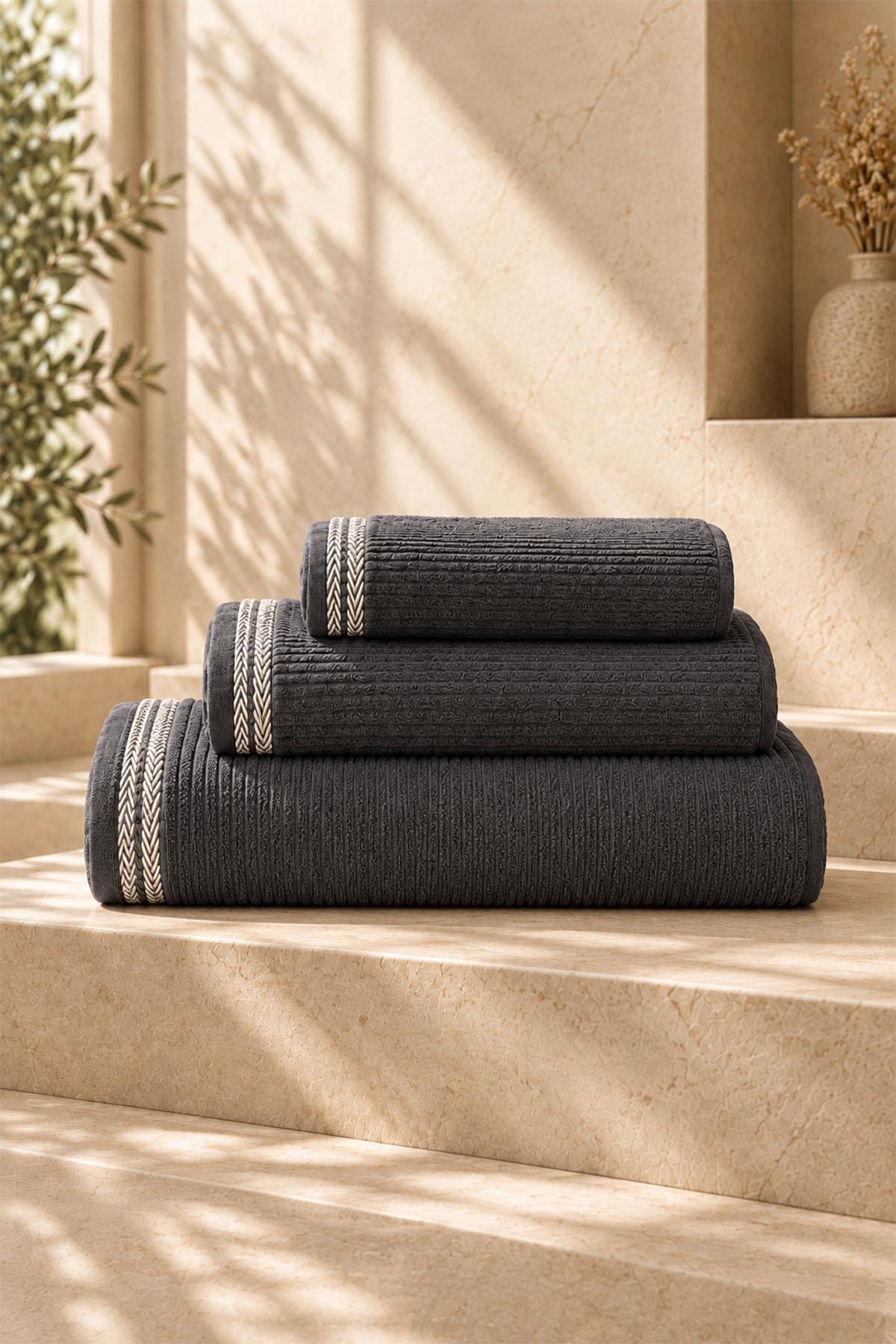 Velora Striped and Embroidered Hand Towel (30 x 50 cm)