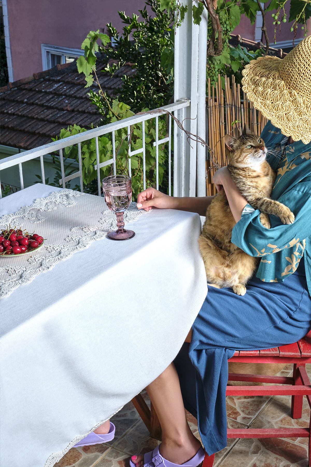Tablecloth with Vole Runner (150 x 320 cm)